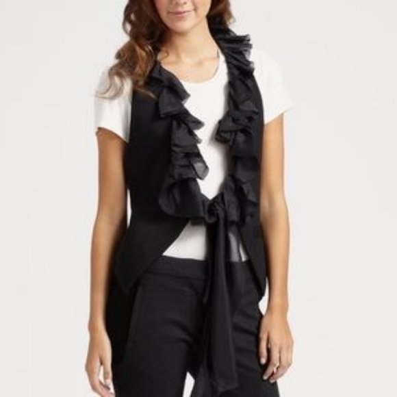 Elizabeth and James Jackets & Blazers - Womens Elizabeth and James Dandy Black Silk Ruffled Vest Top M *